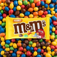 M&M's Peanut Chocolate Packets, 1 Box - 24 X 45G