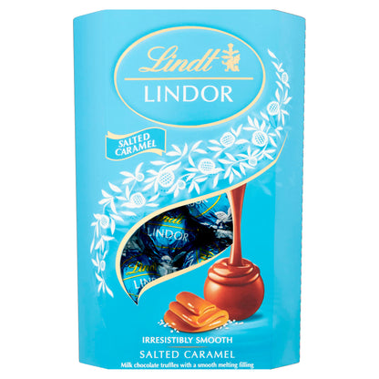 LindtLINDOR Milk Chocolate Candy Truffles, Milk Chocolate with Smooth, Melting Truffle Center, 50.8 oz., 120 Count